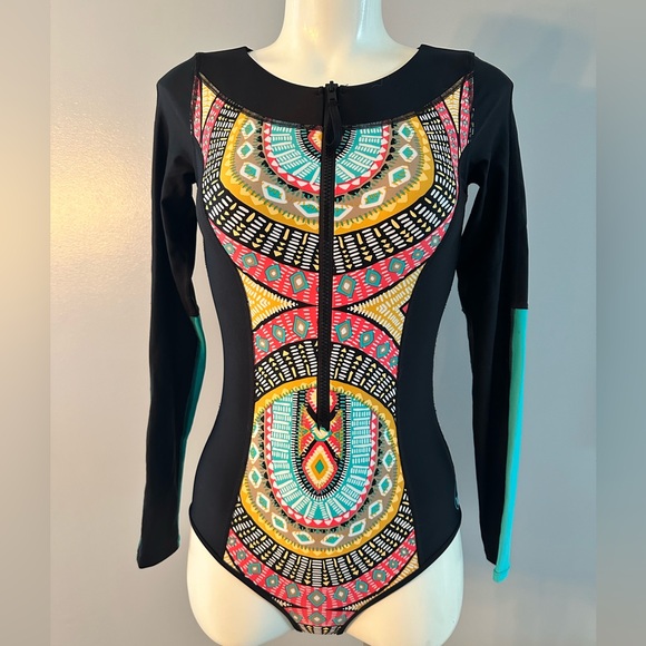 NWT Body Glove Long Sleeve One-piece Swimsuit - Picture 7 of 9